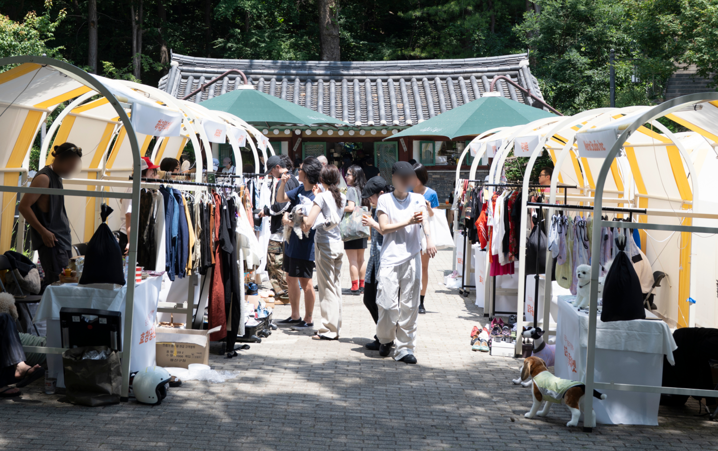 1,300명이 넘는 이웃이 찾은 플리마켓 현장